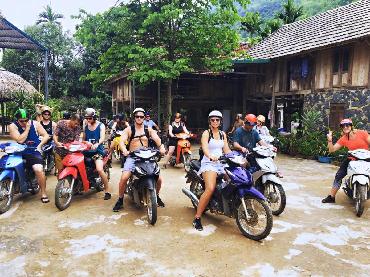 Nha Tan - Mai Chau Homestay And Tours Buitenkant foto