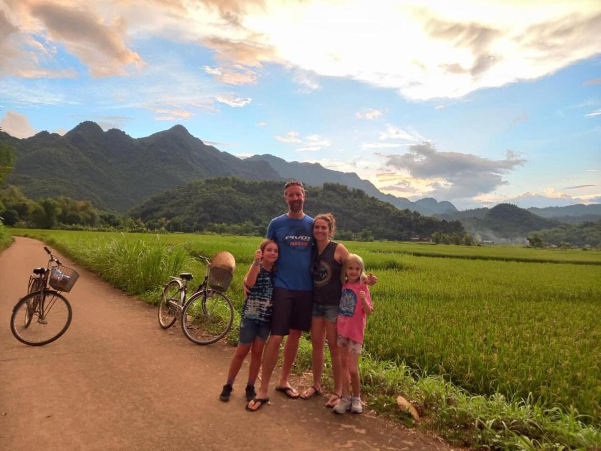 Nha Tan - Mai Chau Homestay And Tours Buitenkant foto