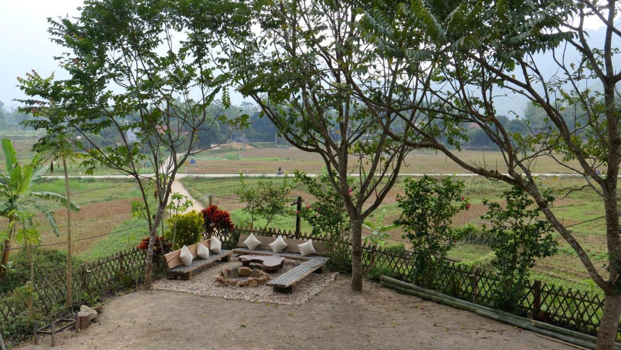 Nha Tan - Mai Chau Homestay And Tours Buitenkant foto