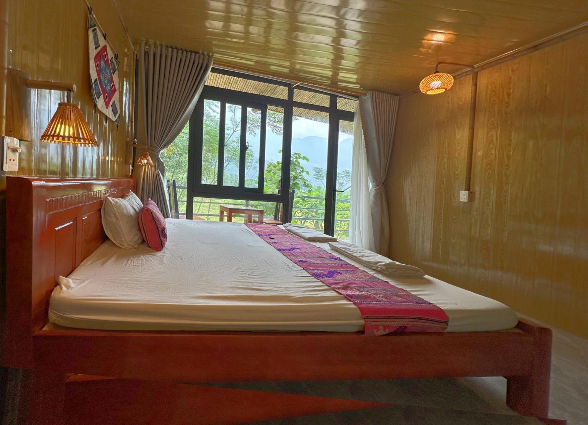 Nha Tan - Mai Chau Homestay And Tours Buitenkant foto