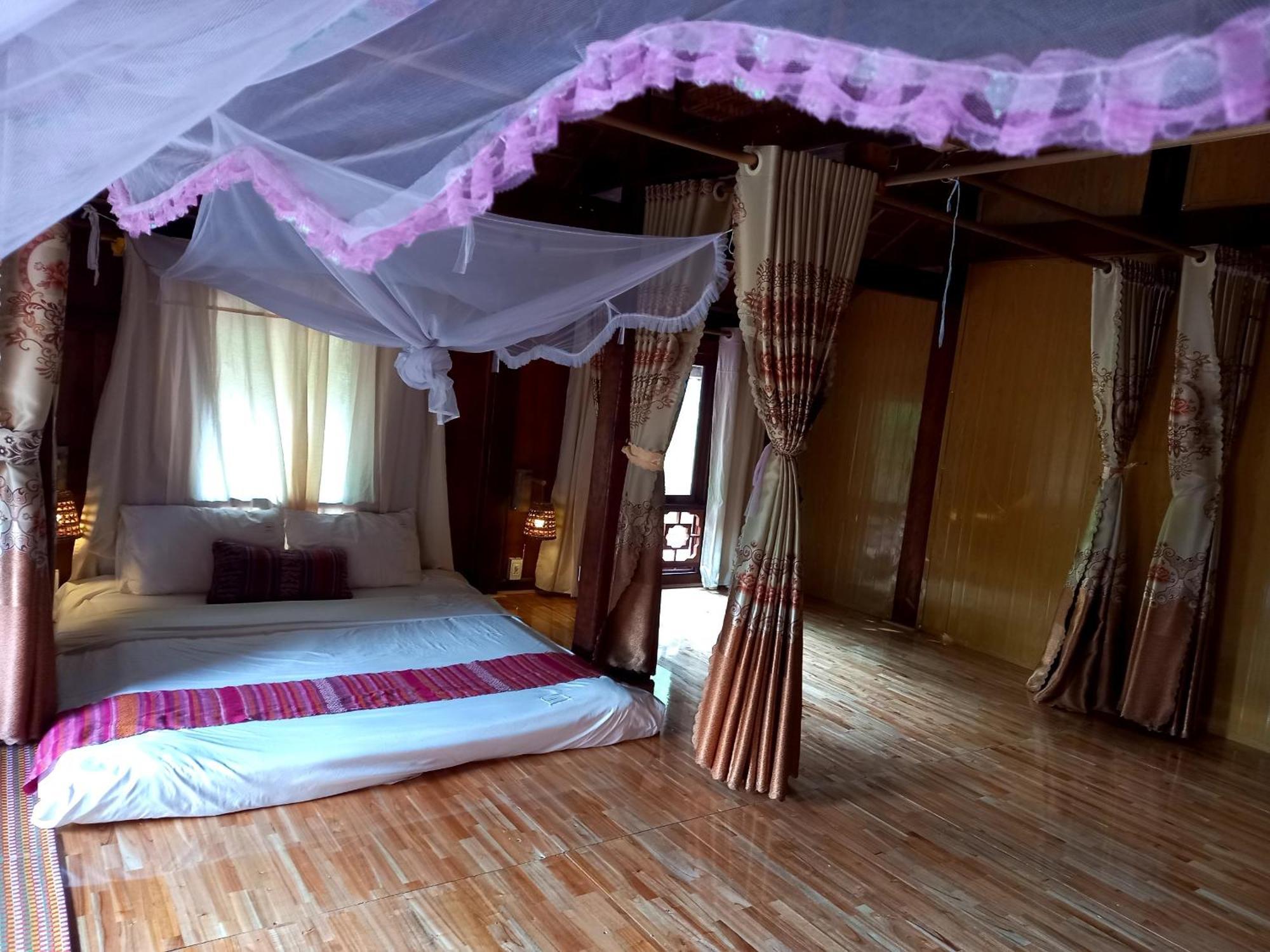 Nha Tan - Mai Chau Homestay And Tours Buitenkant foto